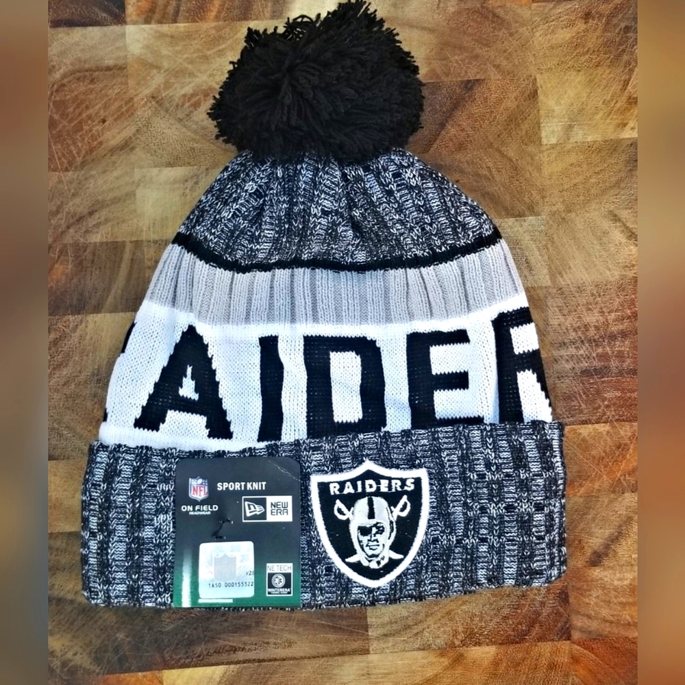 Raiders Winter Pom Knit Beanie